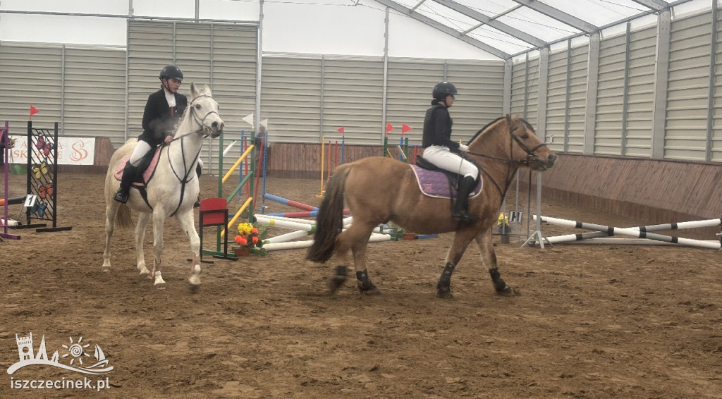 III halowy sparing w Stajni Biskupice otworzył sezon