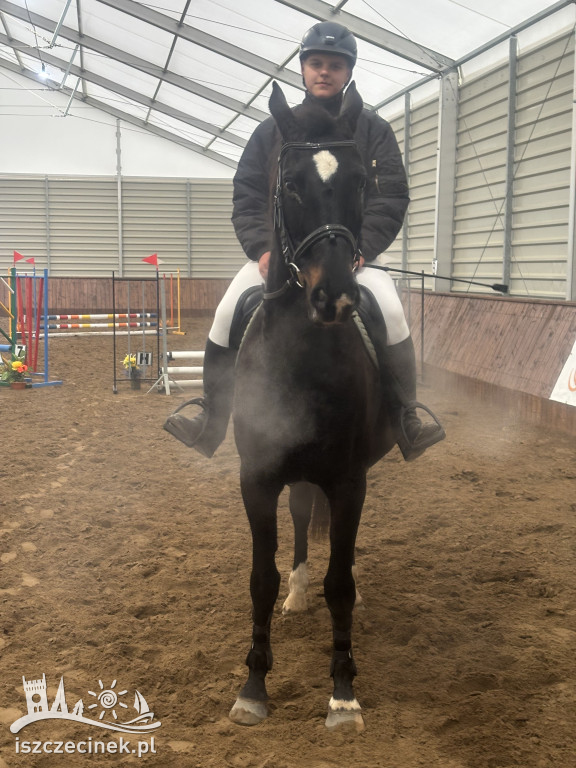 III halowy sparing w Stajni Biskupice otworzył sezon