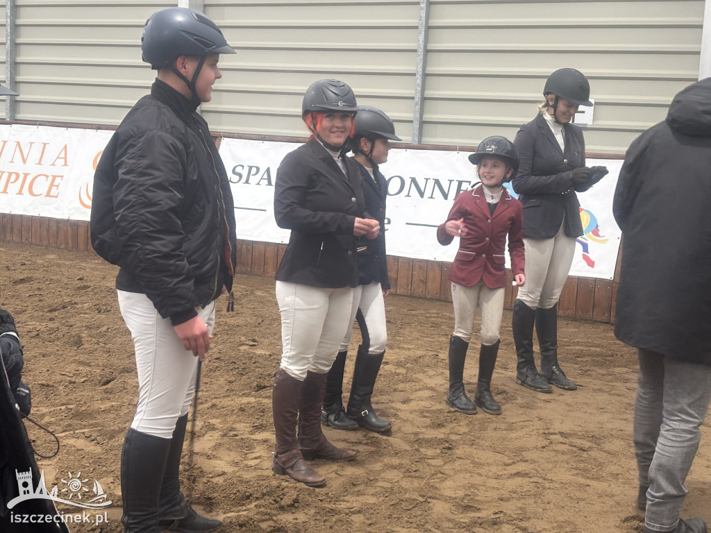 III halowy sparing w Stajni Biskupice otworzył sezon