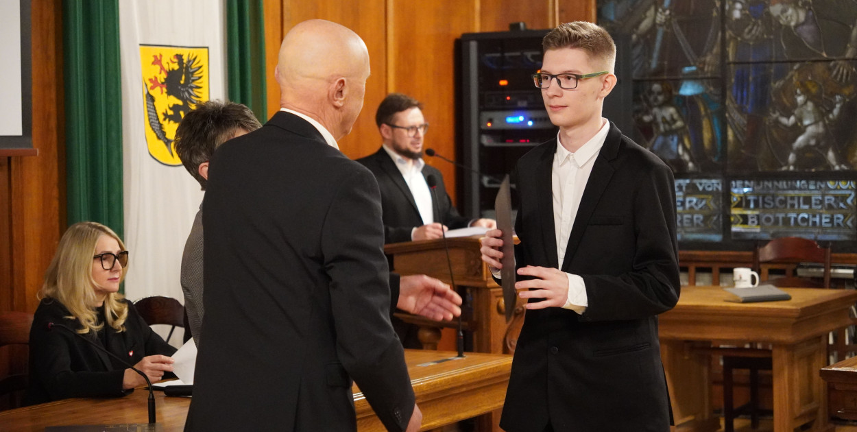 Ślubowanie Młodzieżowej Rady Miasta w obiektywie