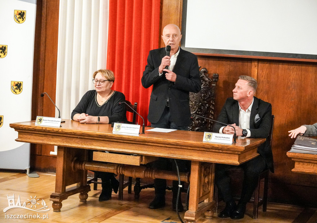 Ślubowanie Młodzieżowej Rady Miasta w obiektywie