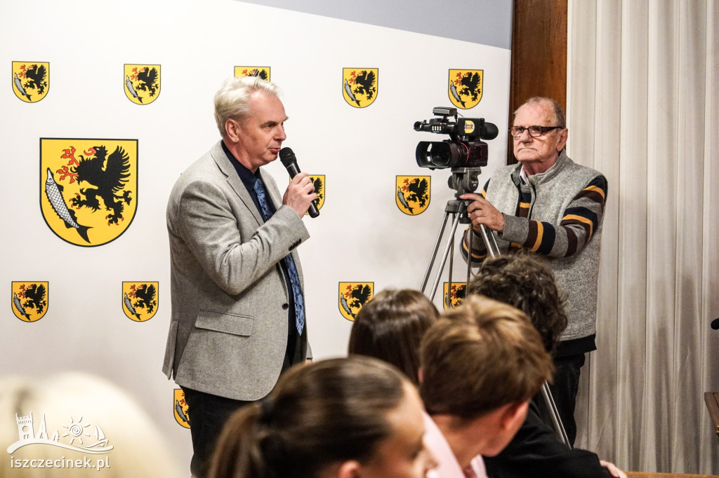 Ślubowanie Młodzieżowej Rady Miasta w obiektywie