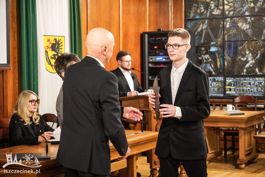 Ślubowanie Młodzieżowej Rady Miasta w obiektywie