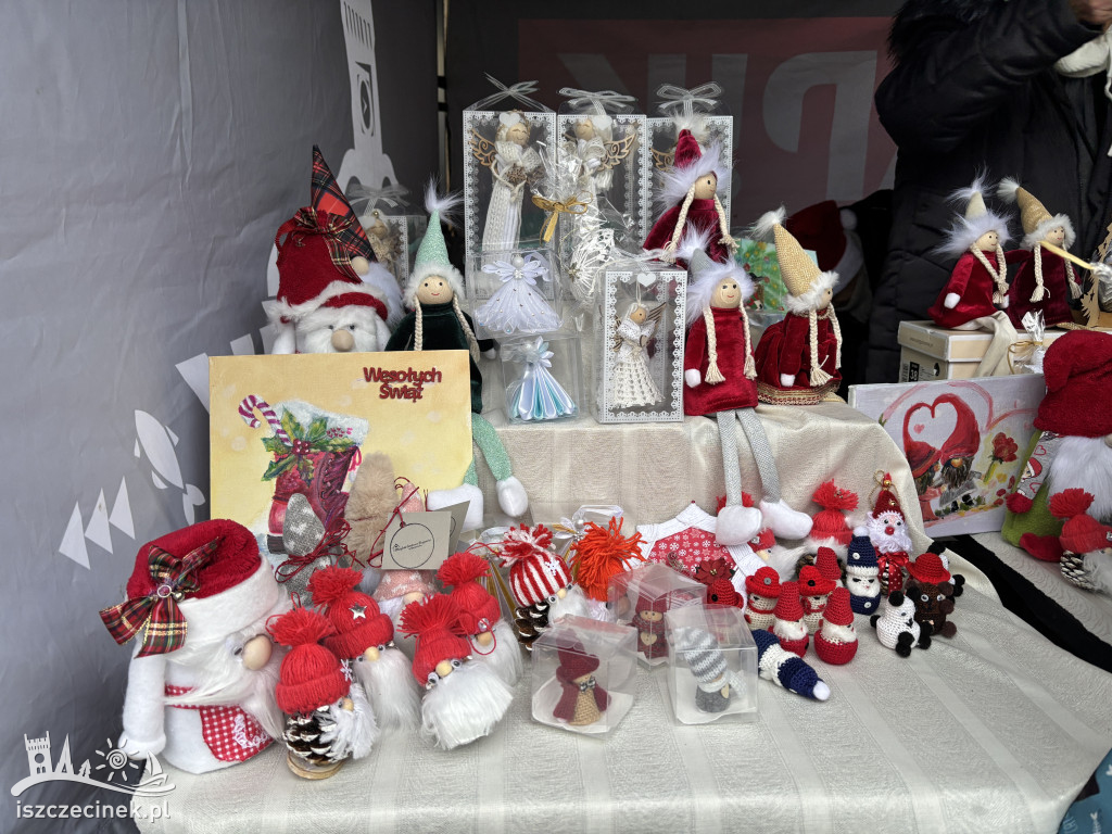 Eko-ozdoby i rękodzieło na kiermaszu. Aktywne Kobiety zapraszają.