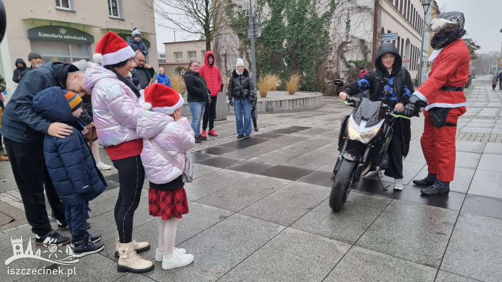 Moto Mikołaje na ulicach Szczecinka