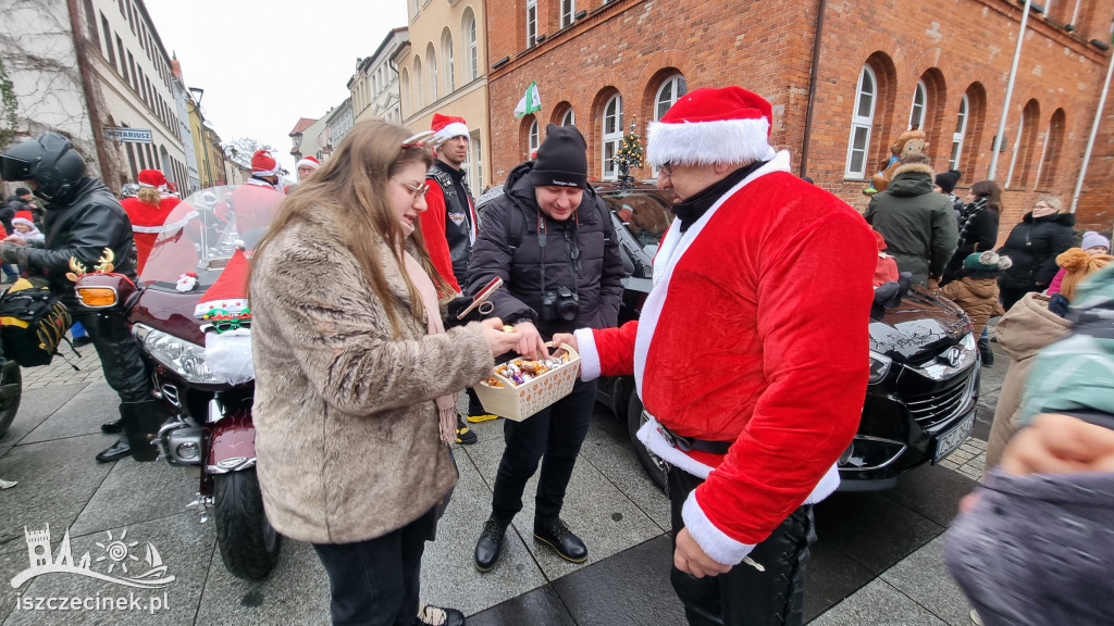 Moto Mikołaje na ulicach Szczecinka