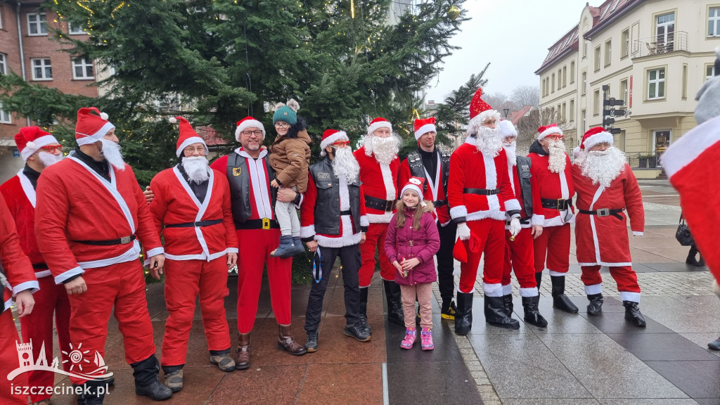 Moto Mikołaje na ulicach Szczecinka