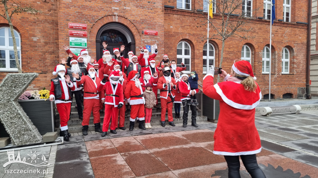 Moto Mikołaje na ulicach Szczecinka