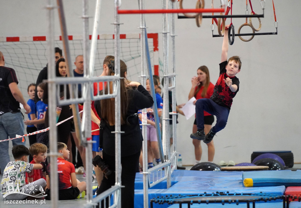 Mikołajkowy Ninja Challenge w Szczecinku 2025