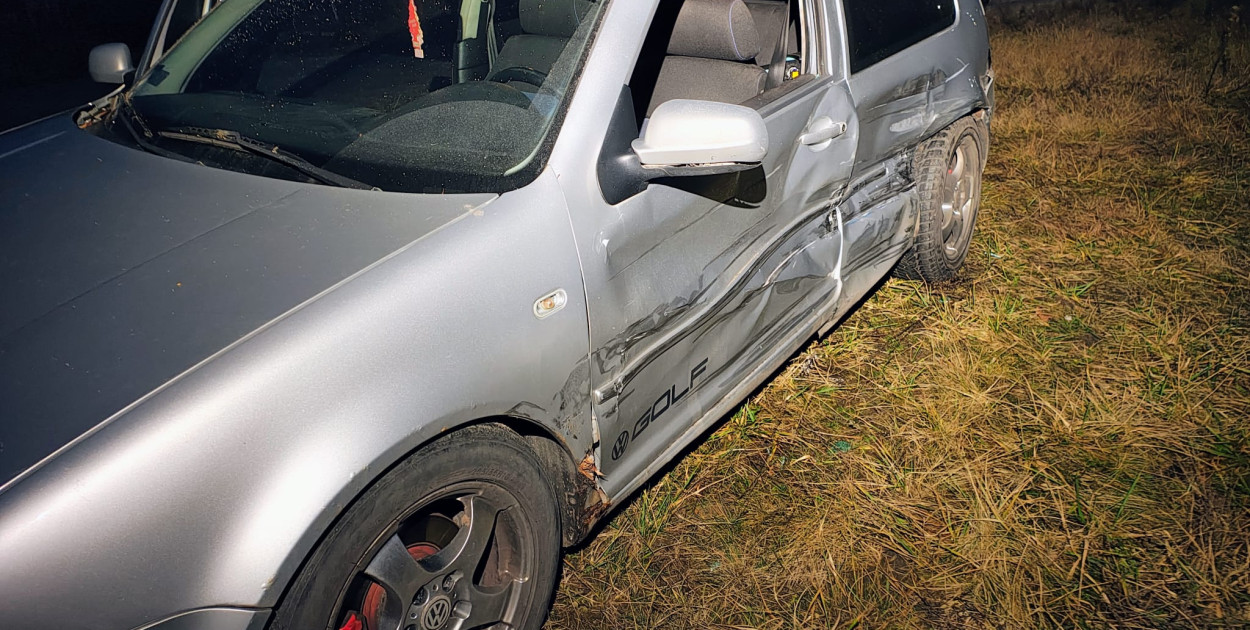 Groźne zderzenie fiata i volkswagena na DW172