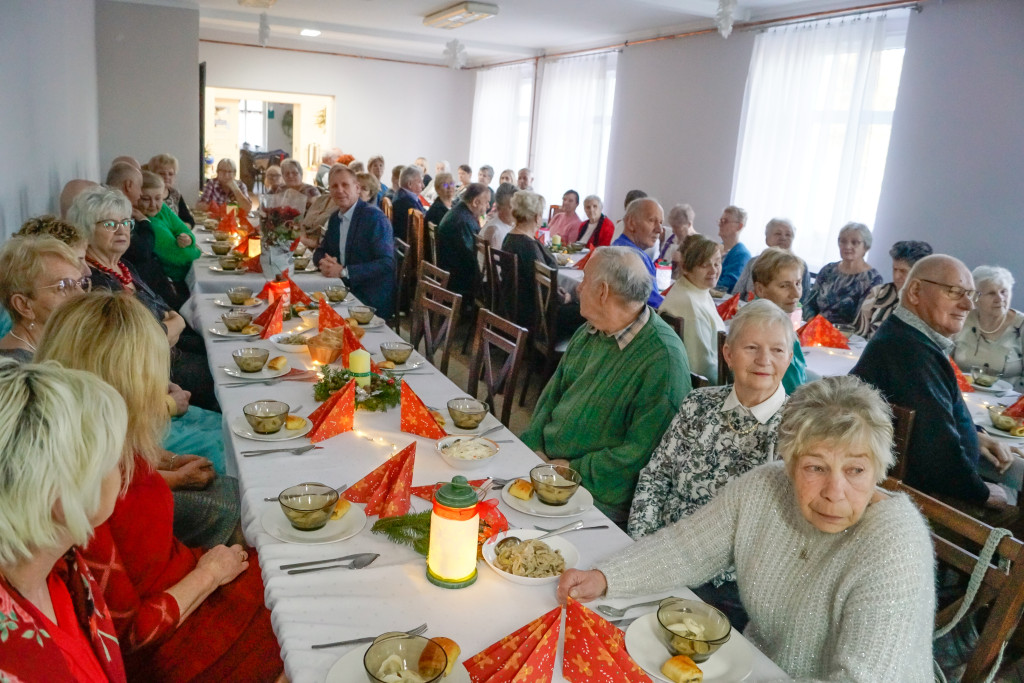 Wspólna Wigilia seniorów w Wierzchowie