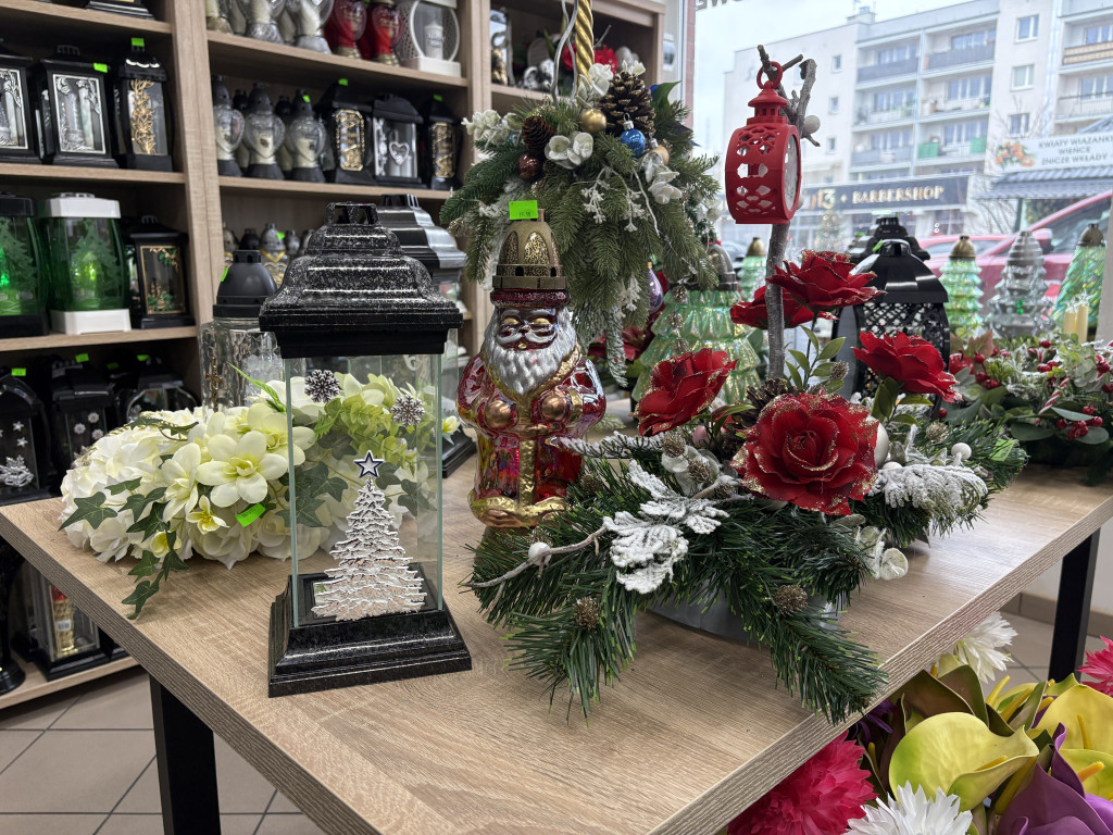 Świąteczne znicze w Szczecinku. Znicz-Mar – ceny hurtowe