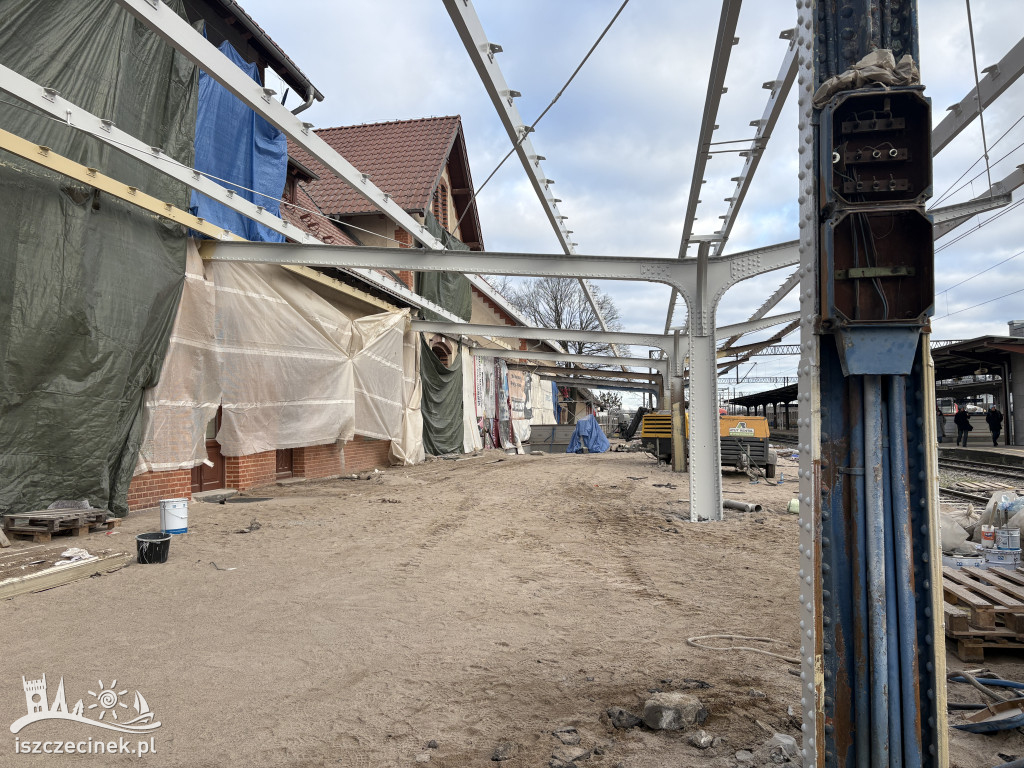 Remont peronów na dworcu PKP w Szczecinku