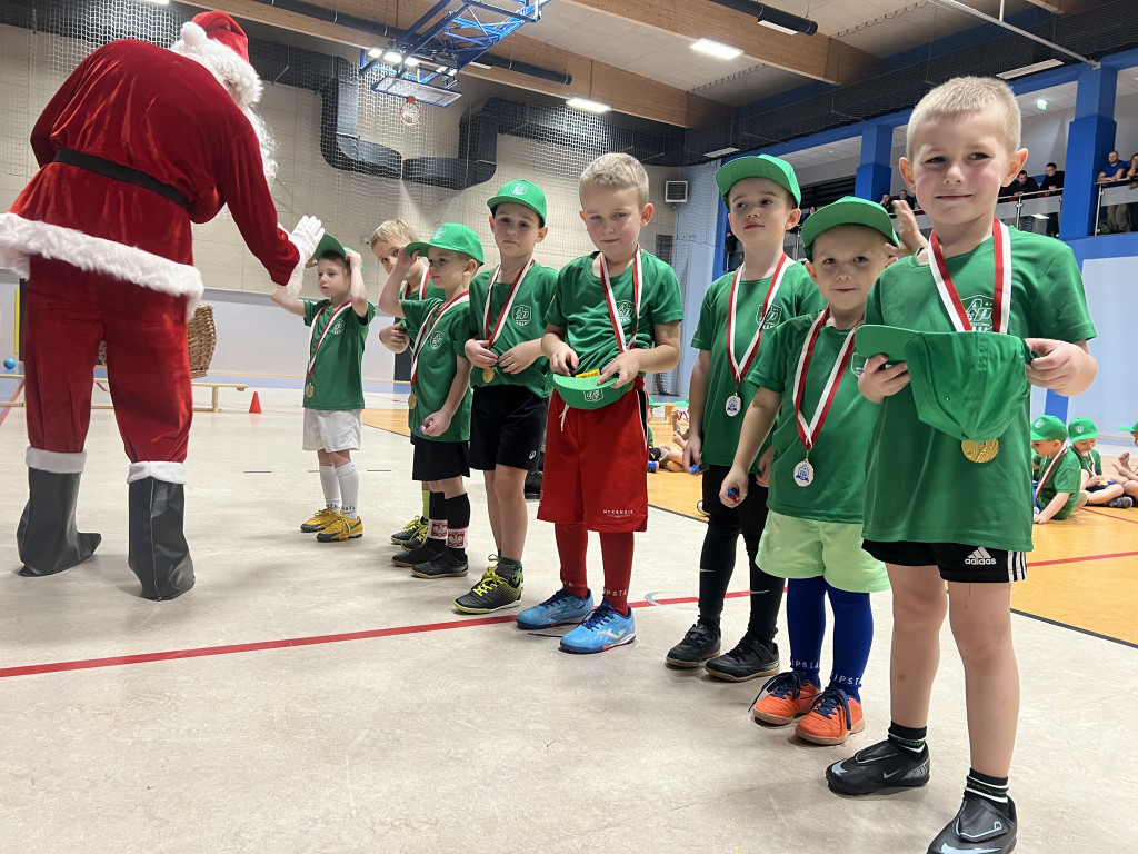 Uśmiechy, medale i piłka. Skrzat Cup 2025