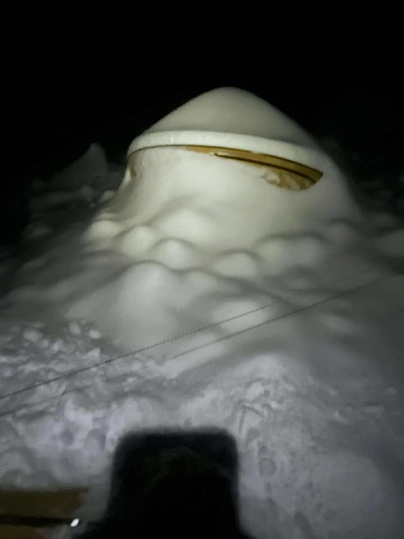 Flaga miasta wysoko w górach