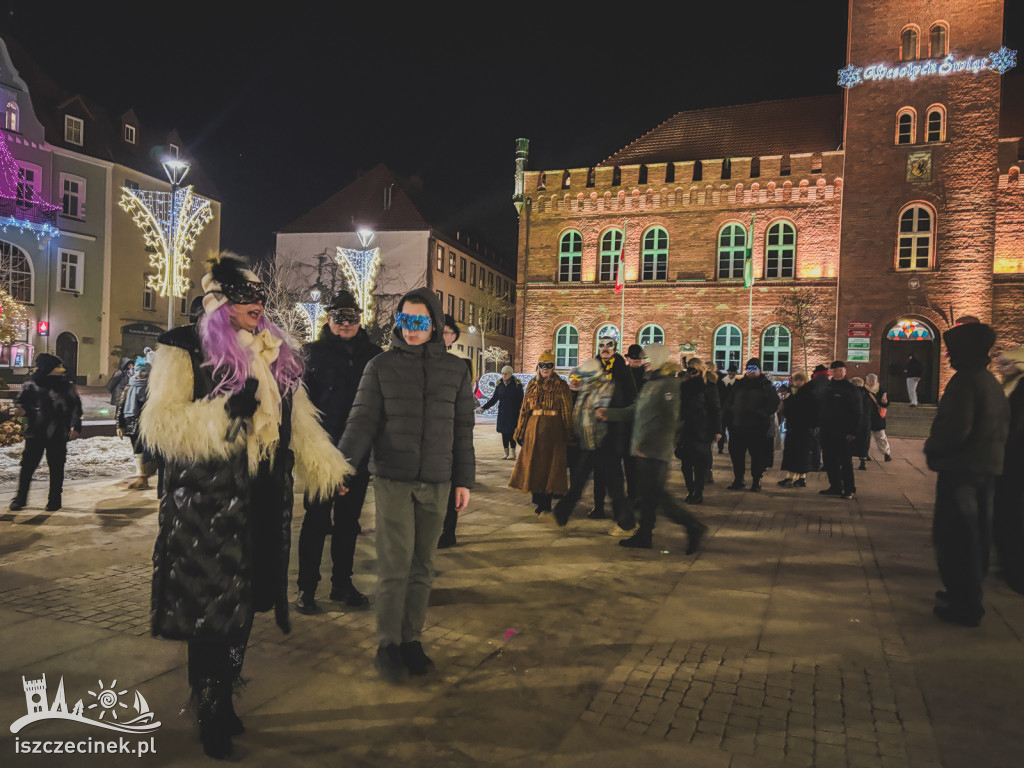 Karnawał wystartował. Taniec na Placu Wolności