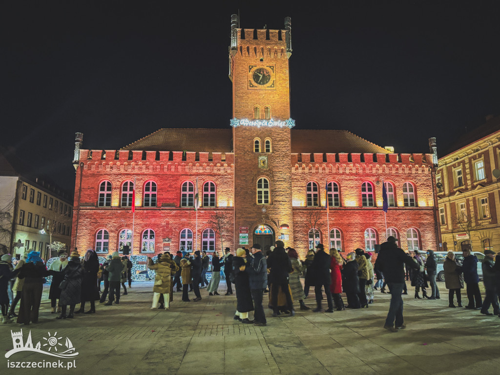 Karnawał wystartował. Taniec na Placu Wolności