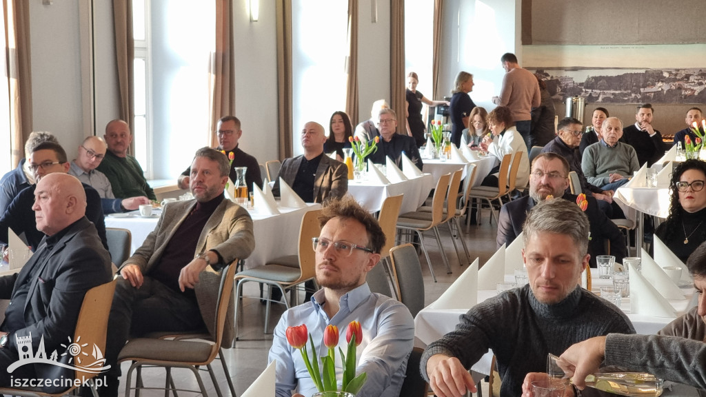 Śniadanie biznesowe w Szczecinku.