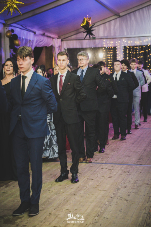 Studniówka ZS Nr 1 w obiektywie