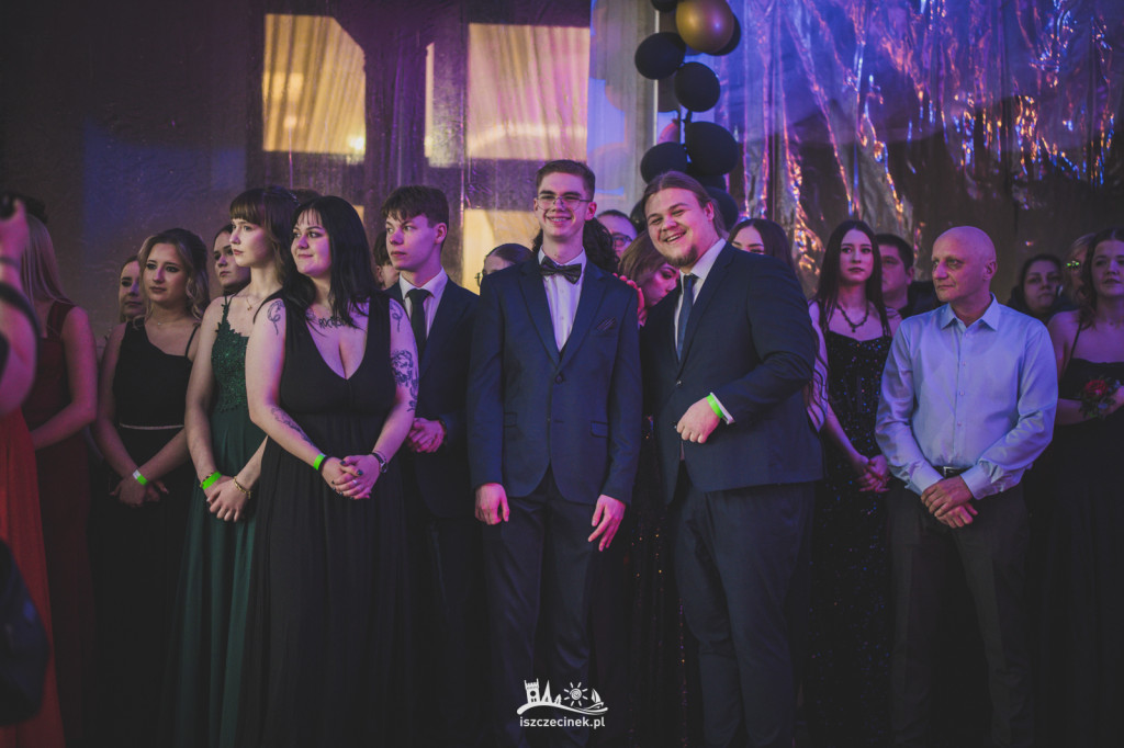 Studniówka ZS Nr 1 w obiektywie