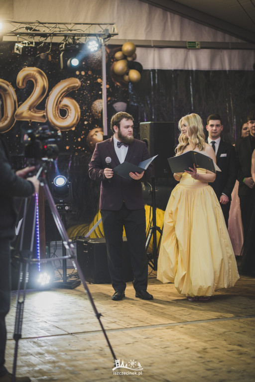 Studniówka ZS Nr 1 w obiektywie