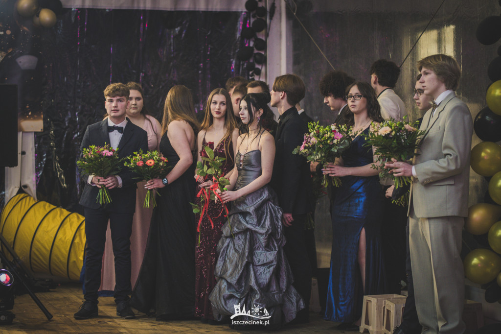 Studniówka ZS Nr 1 w obiektywie