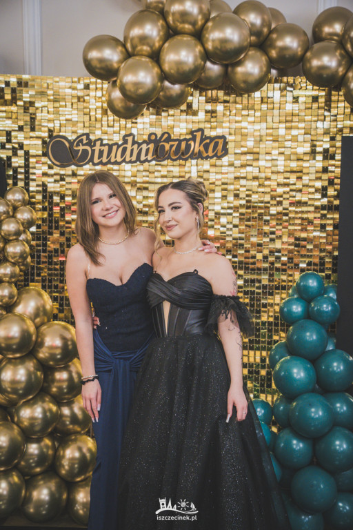 Studniówka ZS Nr 1 w obiektywie