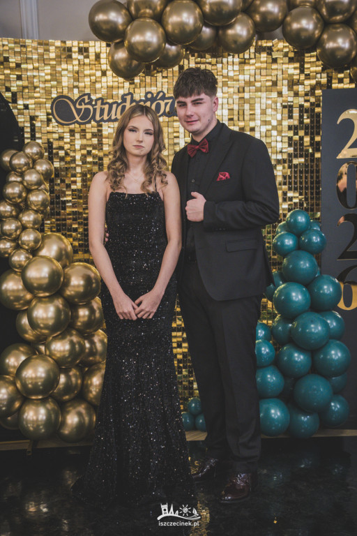 Studniówka ZS Nr 1 w obiektywie