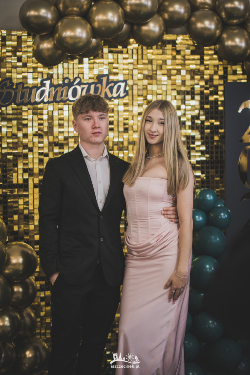 Studniówka ZS Nr 1 w obiektywie