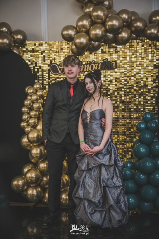 Studniówka ZS Nr 1 w obiektywie