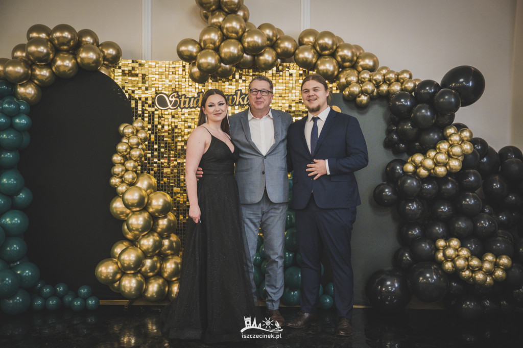 Studniówka ZS Nr 1 w obiektywie