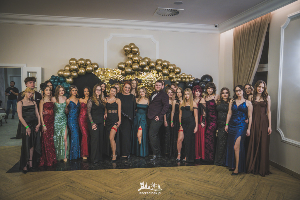 Studniówka ZS Nr 1 w obiektywie