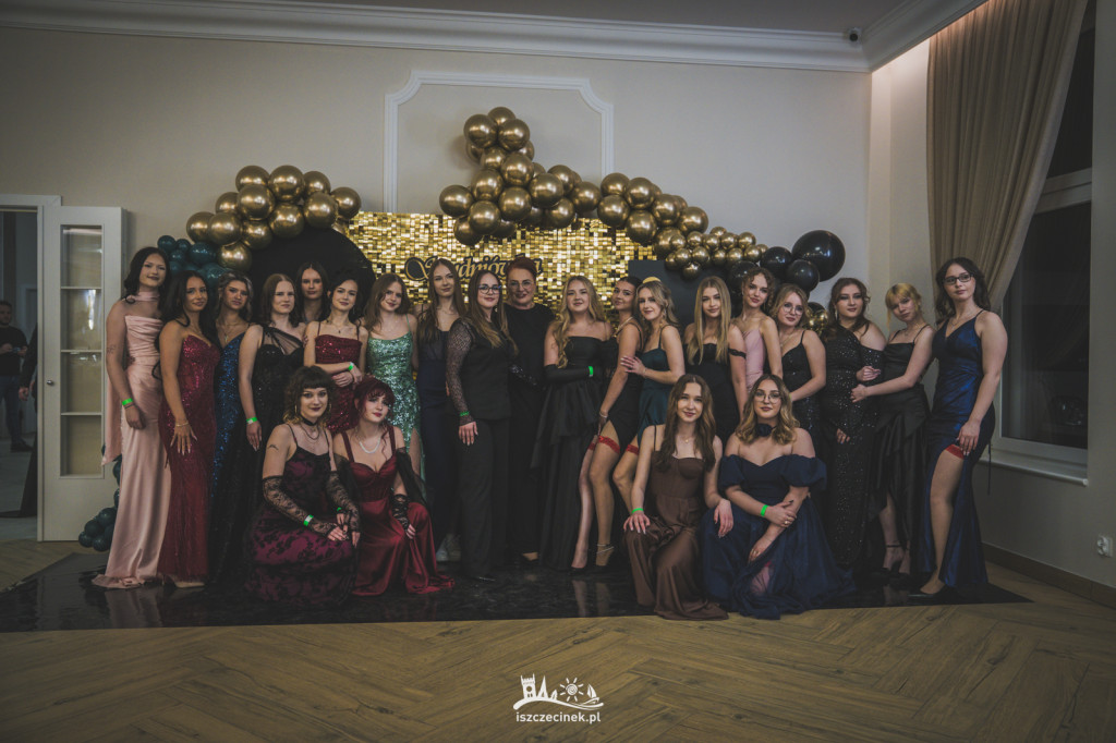 Studniówka ZS Nr 1 w obiektywie