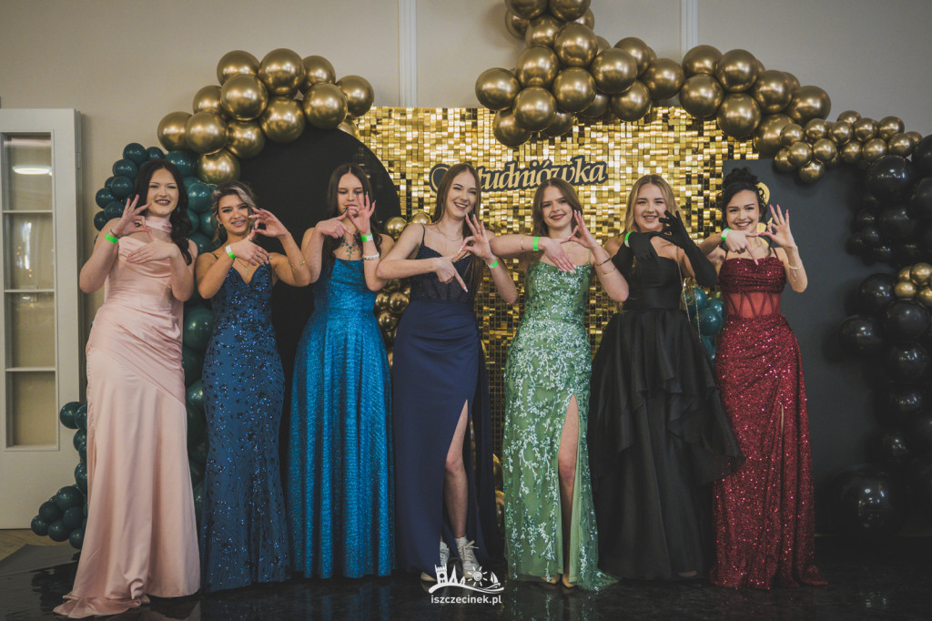 Studniówka ZS Nr 1 w obiektywie