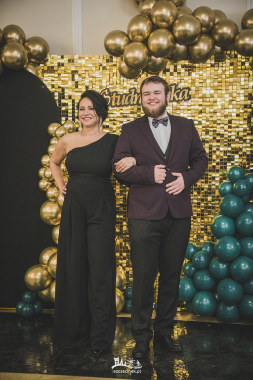 Studniówka ZS Nr 1 w obiektywie