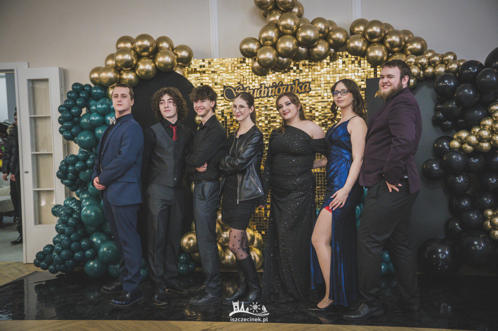 Studniówka ZS Nr 1 w obiektywie