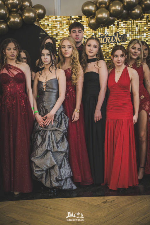 Studniówka ZS Nr 1 w obiektywie