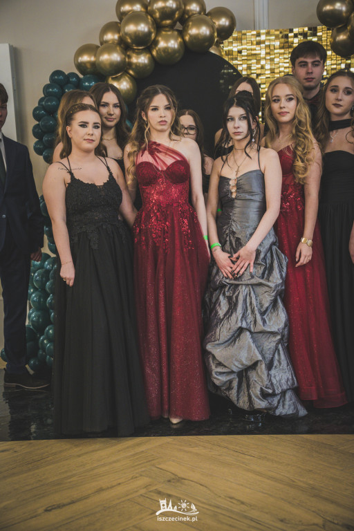 Studniówka ZS Nr 1 w obiektywie