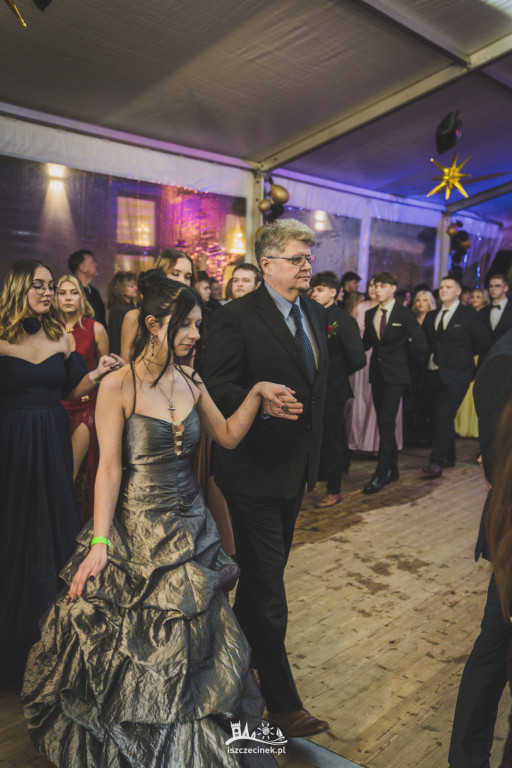 Studniówka ZS Nr 1 w obiektywie