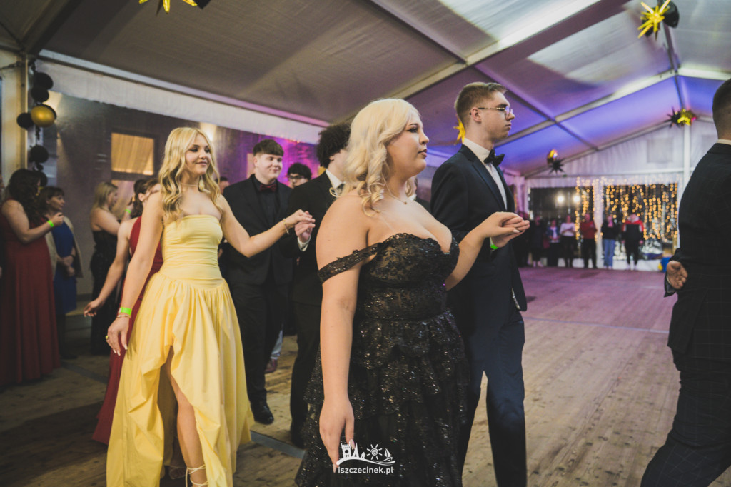 Studniówka ZS Nr 1 w obiektywie