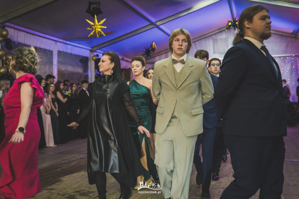 Studniówka ZS Nr 1 w obiektywie