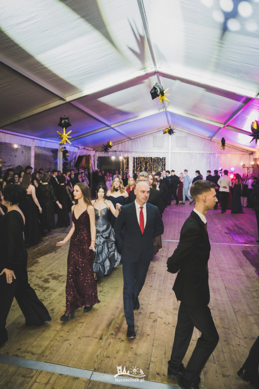 Studniówka ZS Nr 1 w obiektywie