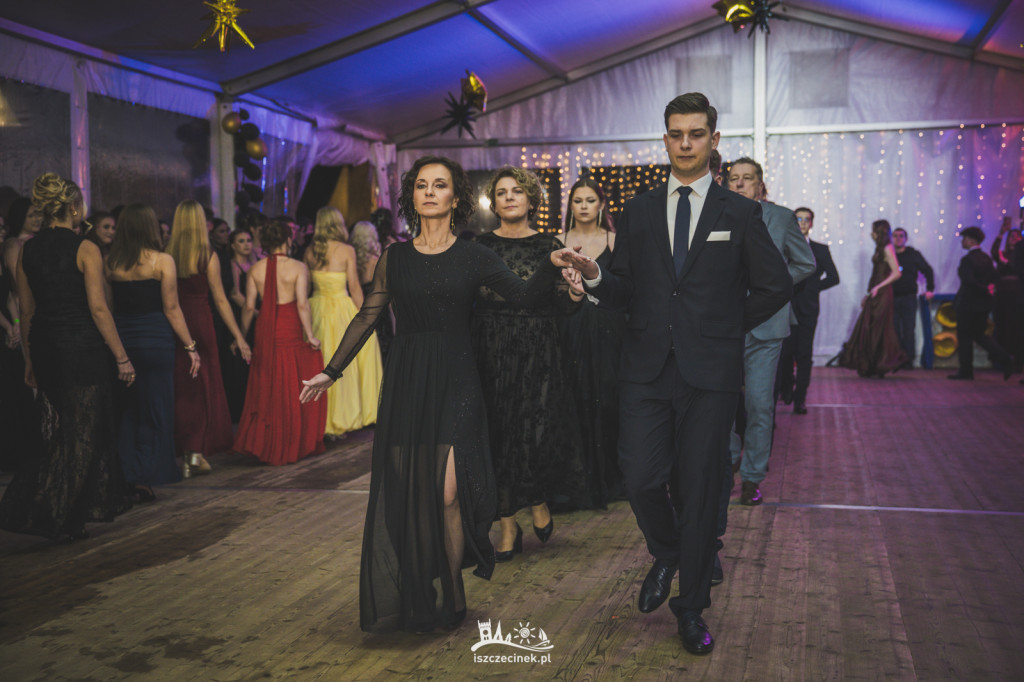 Studniówka ZS Nr 1 w obiektywie