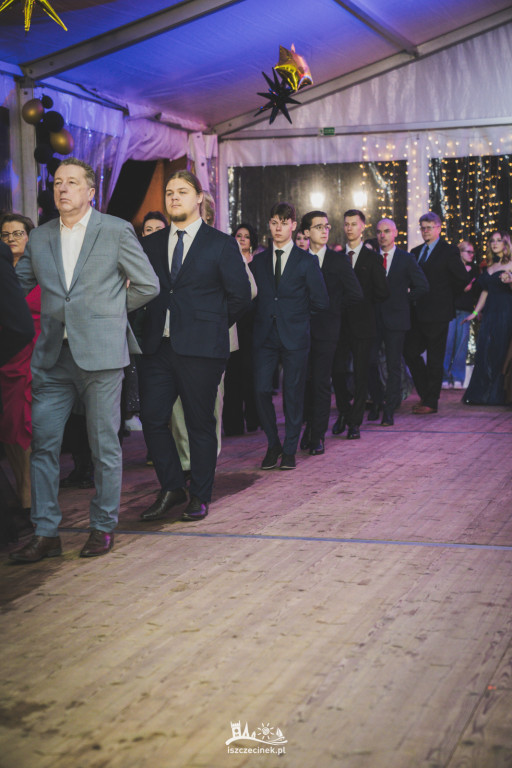 Studniówka ZS Nr 1 w obiektywie