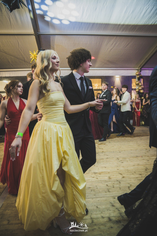 Studniówka ZS Nr 1 w obiektywie