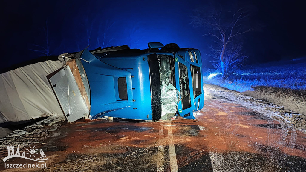 Wypadek ciężarówki na DK11 – zdjęcia z miejsca