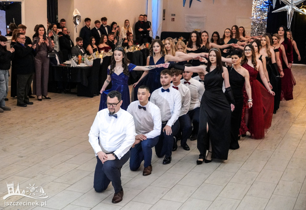 Studniówkowy szał trwa! Bal maturzystów ZS nr 2