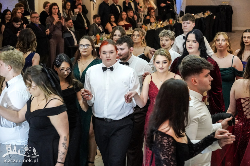 Studniówkowy szał trwa! Bal maturzystów ZS nr 2