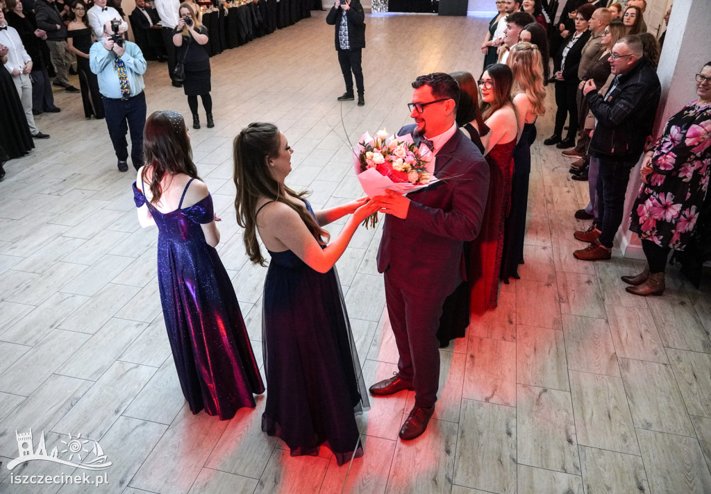 Studniówkowy szał trwa! Bal maturzystów ZS nr 2