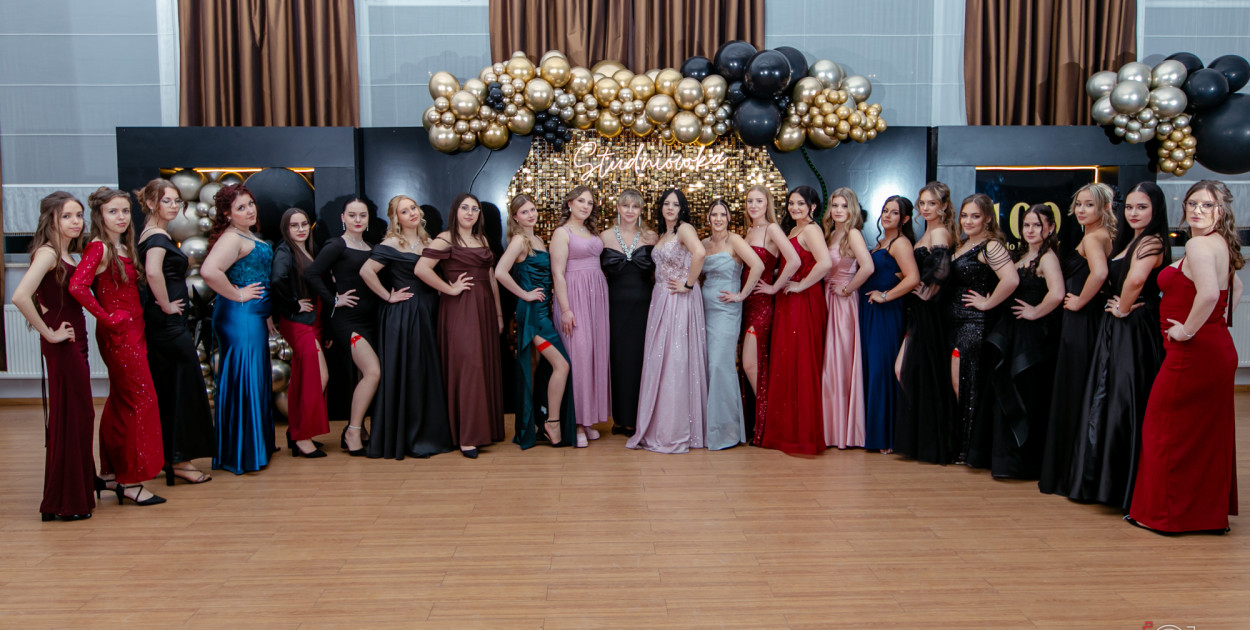 Studniówka ZS nr 7 w Białym Borze